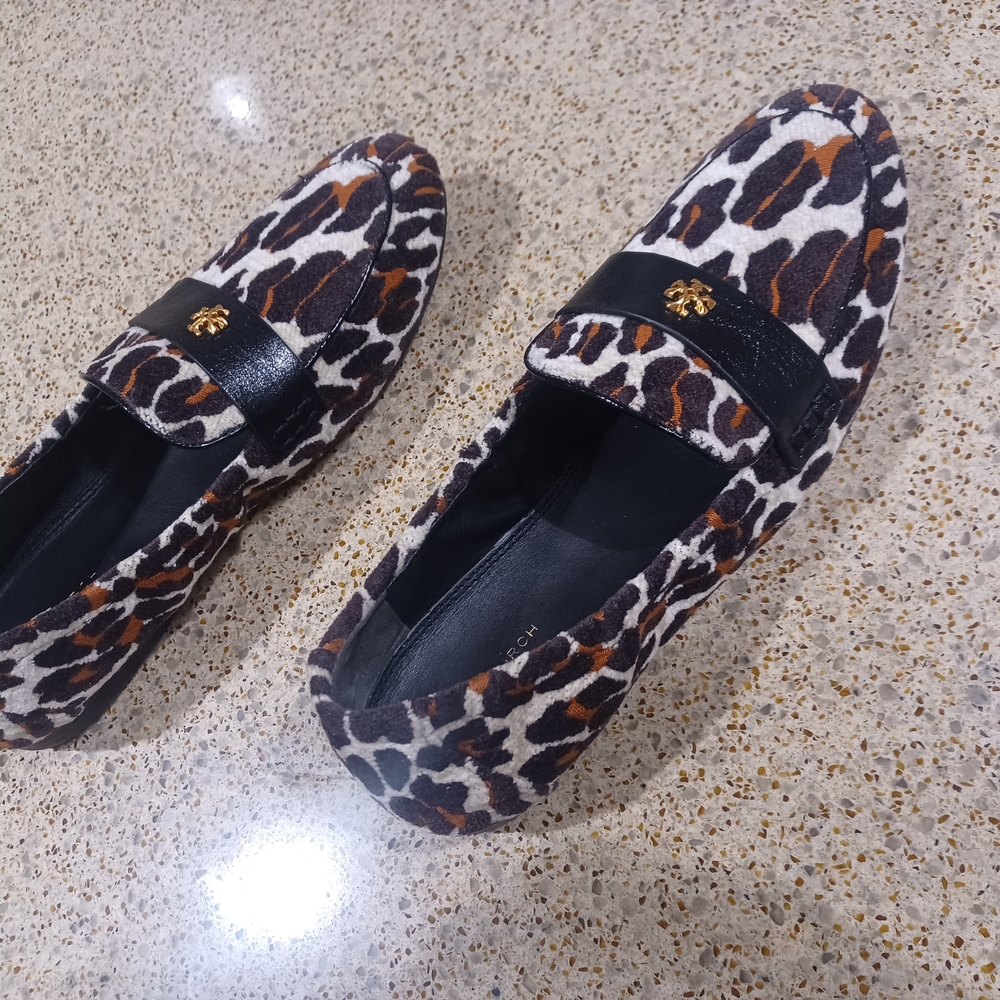 TORY BURCH Leopard Print Loafers